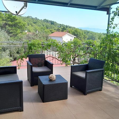 Apartments With A Parking Space Mudri Dolac, Hvar - 4043 Vrbanj Exterior photo